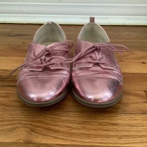 Shiny pink gap kids shoes